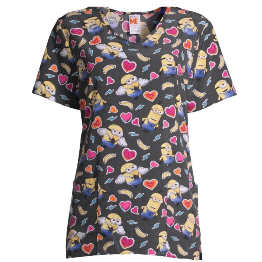NEW Despicable ME Minion Scrub Top Hearts Banana’s New With Tags Size Large